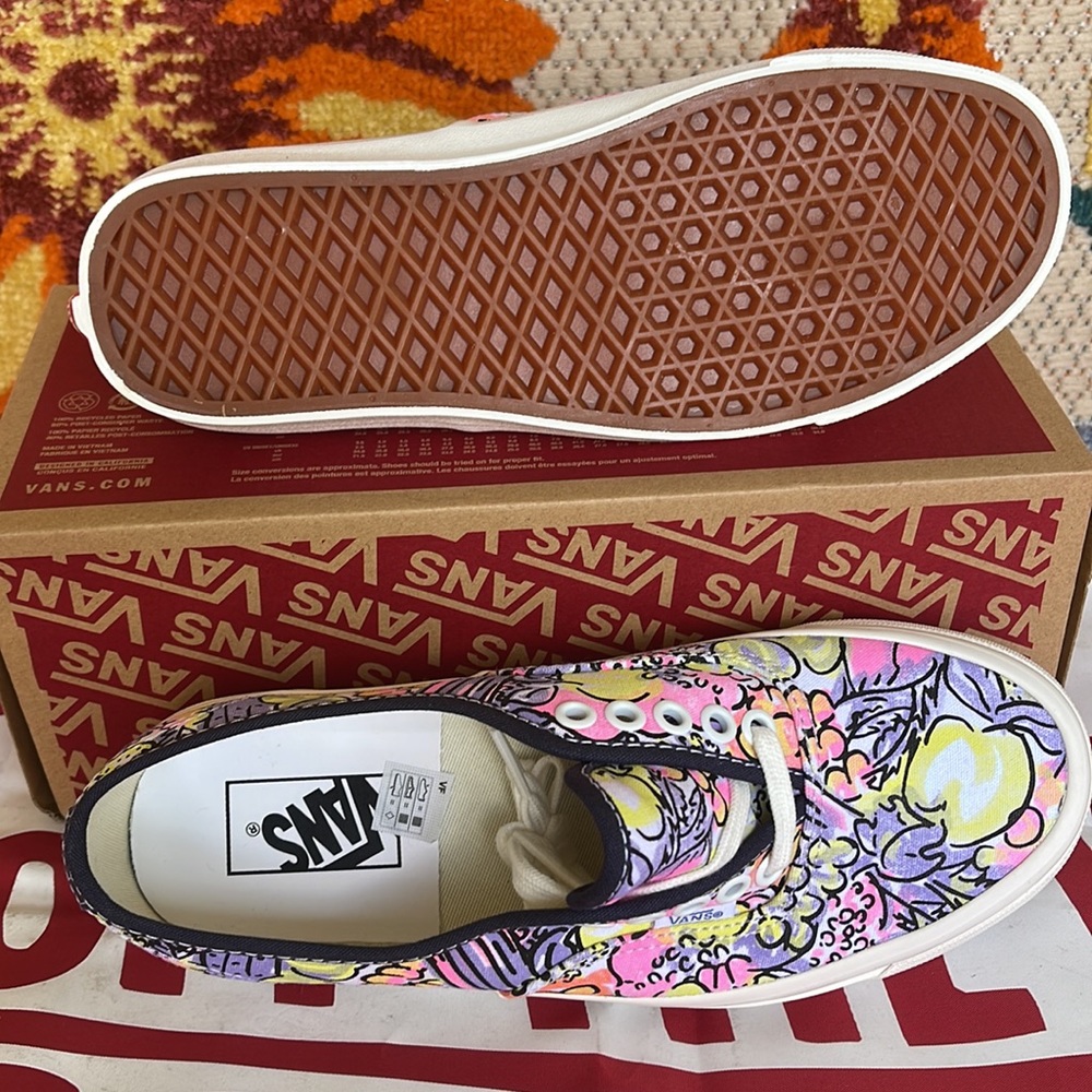 Vans Authentic 44 Dx
(Anahmfcty)Prsngtogvggspt
VNOA54F29GR
WMNS sneakers - Picture 4 of 16